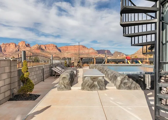 Zion Vista Poolside Manor Sauna Golf Gym *