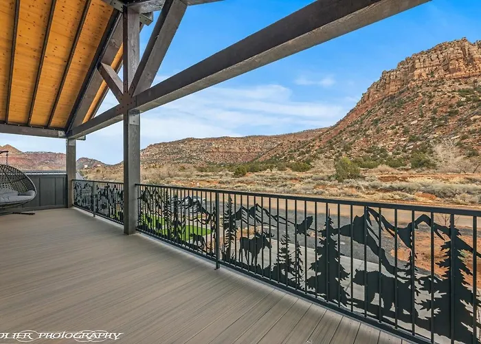 Chalet Zion Vista Poolside Manor Sauna Golf Gym