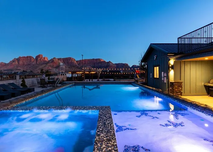 Zion Vista Poolside Manor Sauna Golf Gym