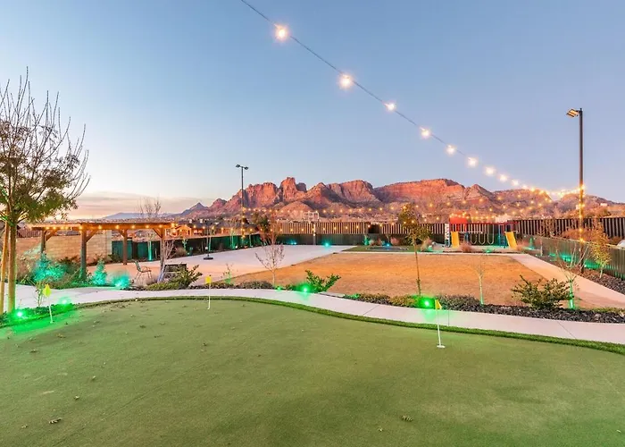 Chalet Zion Vista Poolside Manor Sauna Golf Gym