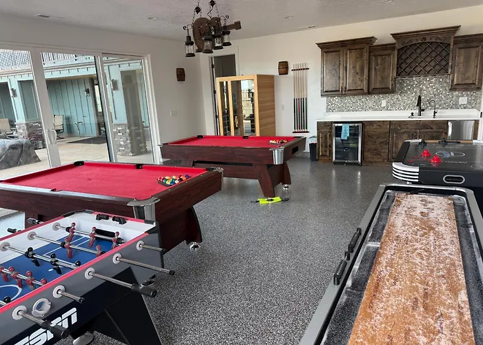 Zion Vista Poolside Manor Sauna Golf Gym Chalet